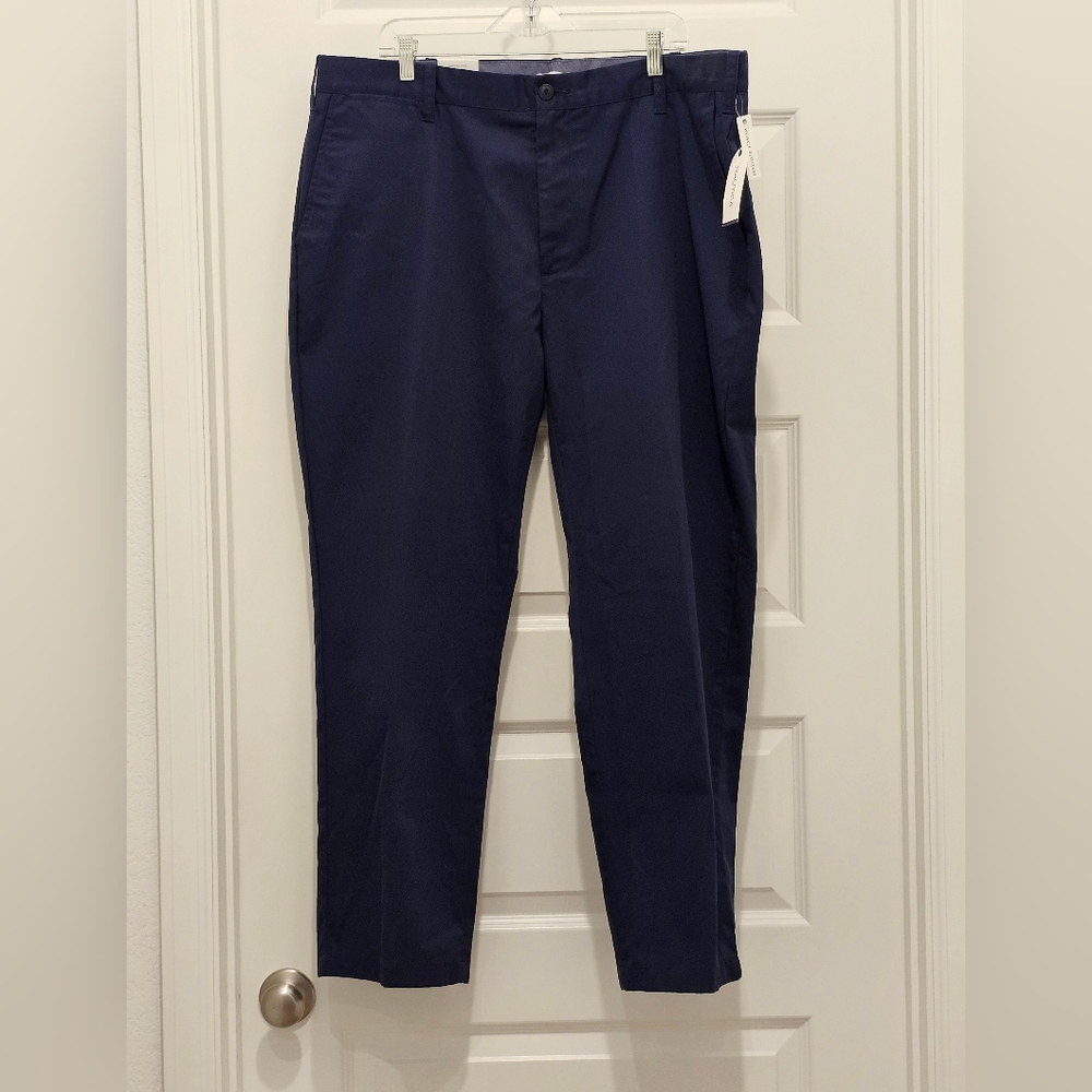 Nautica Classic Fit Flat Front Pants, NWT, Size 42x30